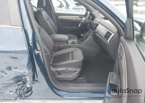 2020 Volkswagen Atlas Cross Sport 2.0T Se z USA, uszkodzony, nr VIN 1V24C2CA2LC207841